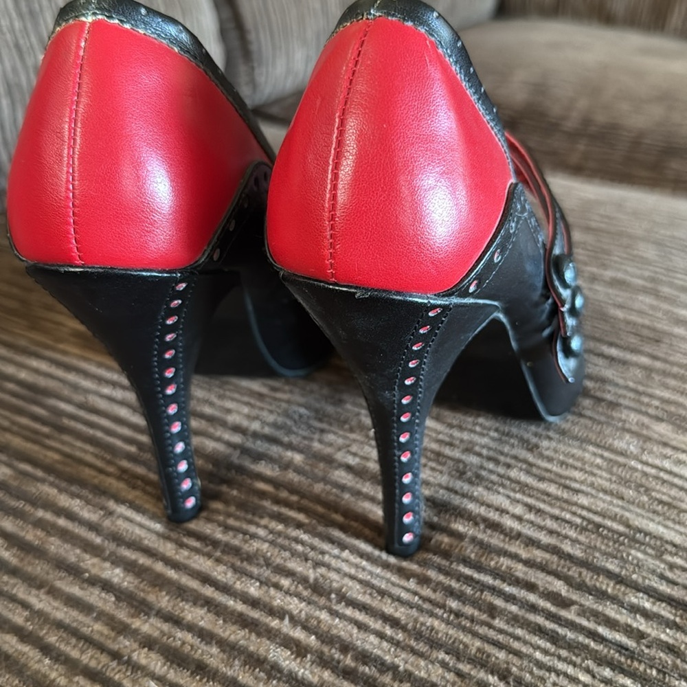 Bordello 3 Strap Platform Heels - Picture 5 of 13